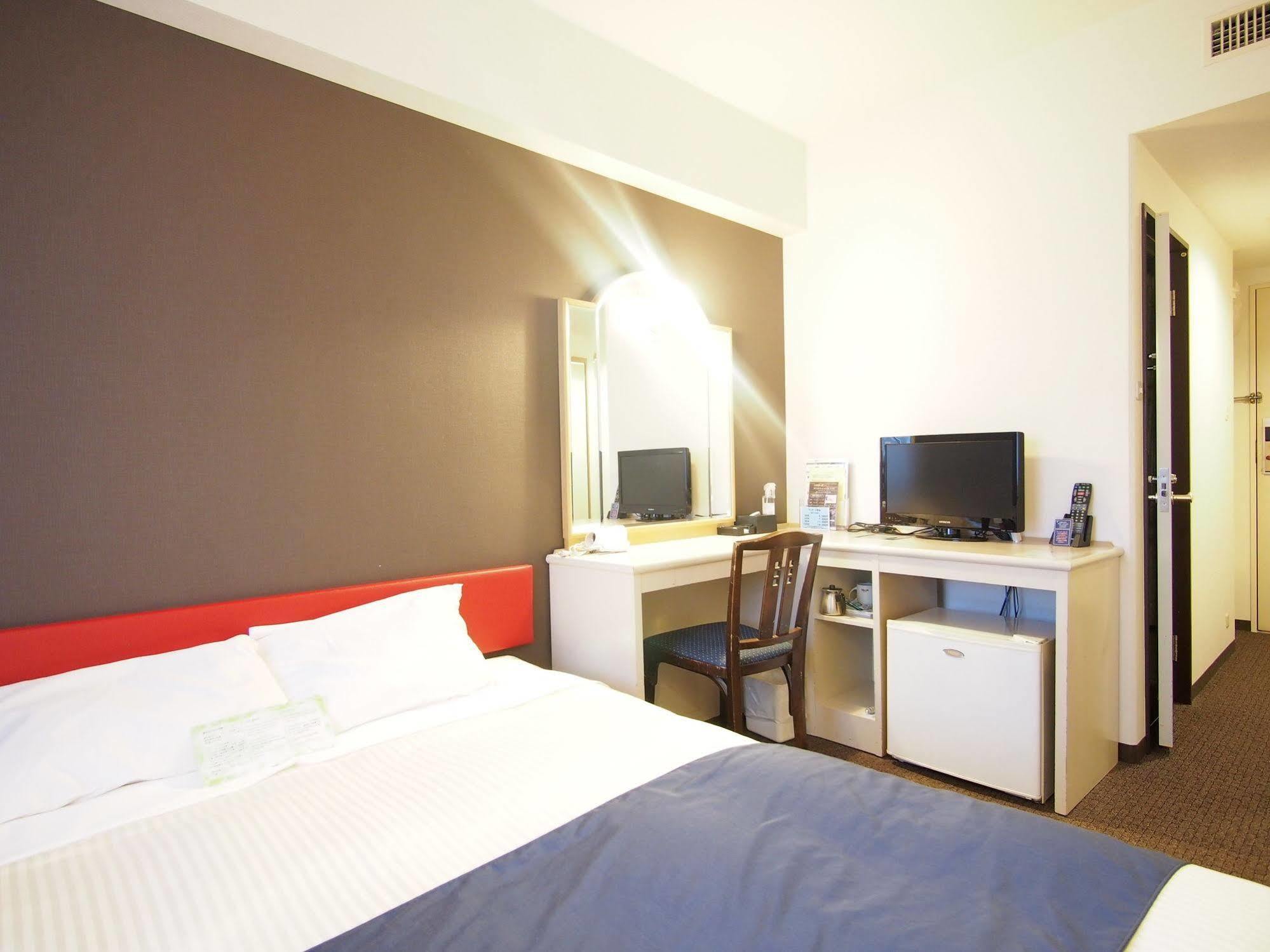 Yokohama Isezakicho Washington Hotel Extérieur photo