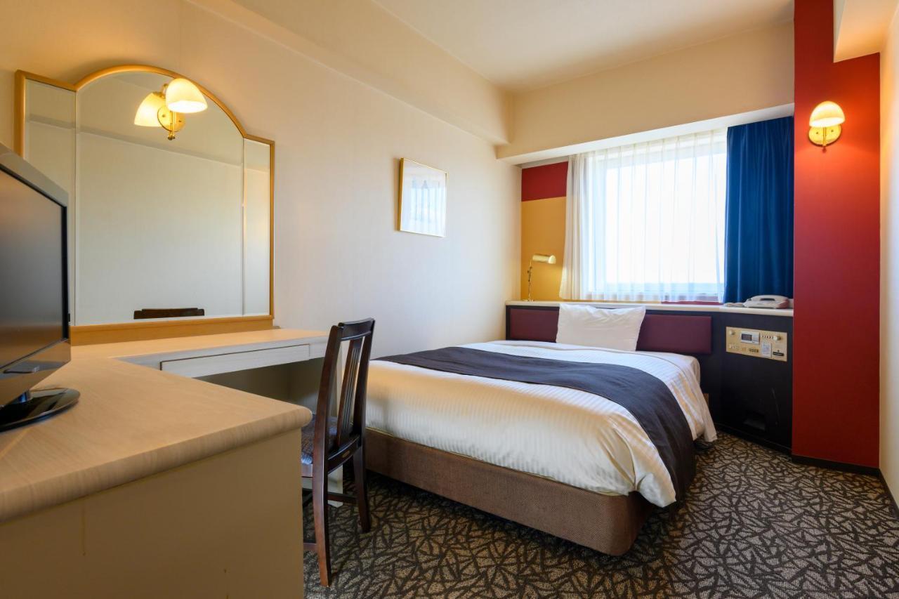 Yokohama Isezakicho Washington Hotel Extérieur photo